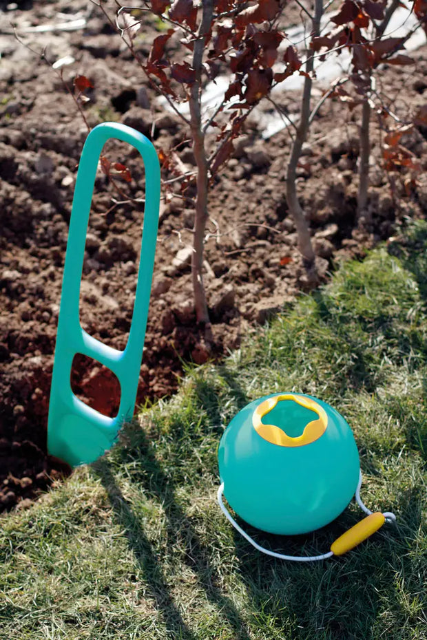 Quut Ballo - Kids smart, modern design no spill bucket