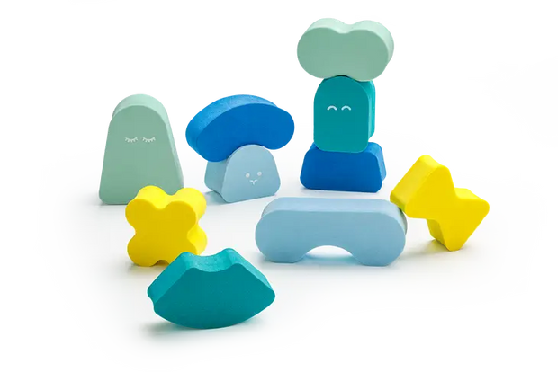 Quut Blokki - Balancing Blocks at Play